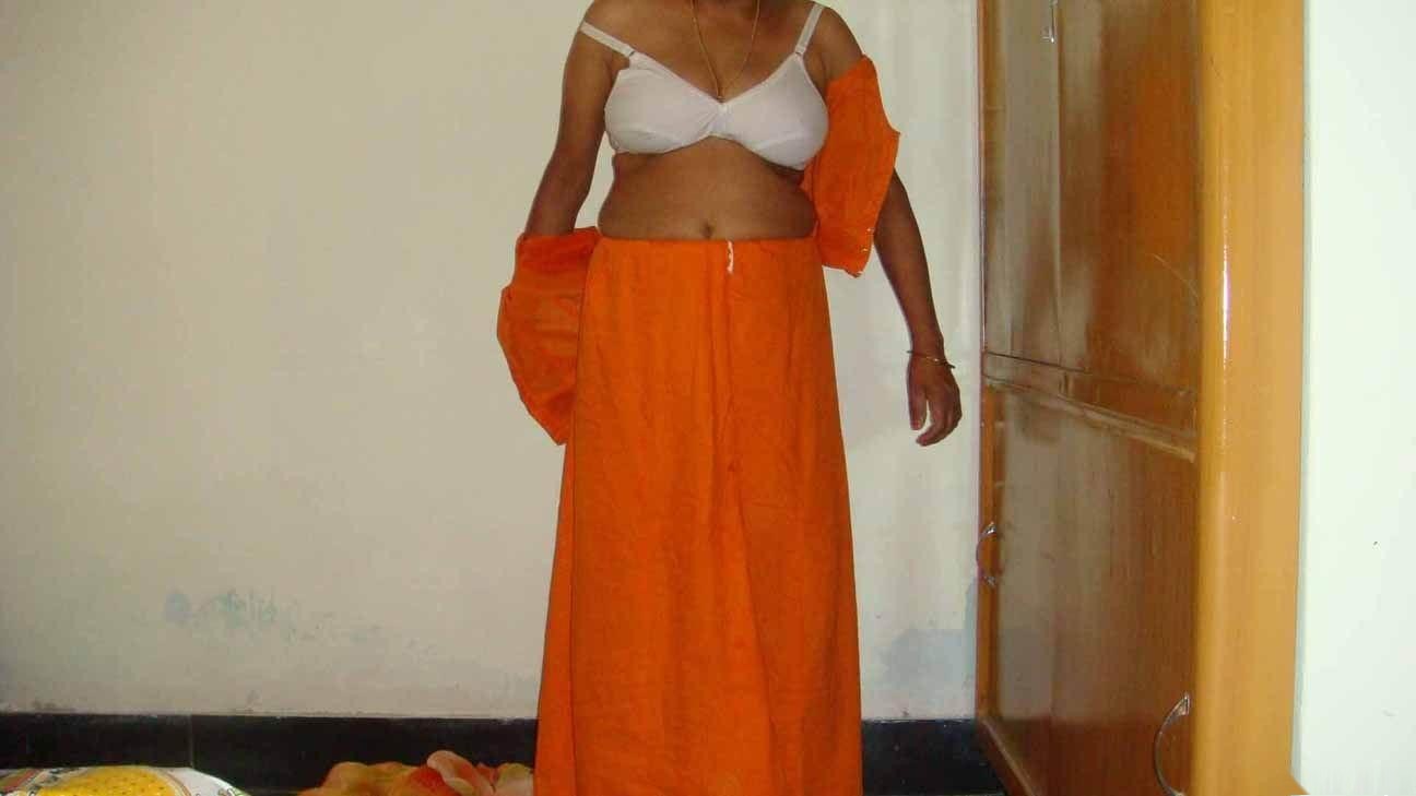 kerala aunties bra blouse remove