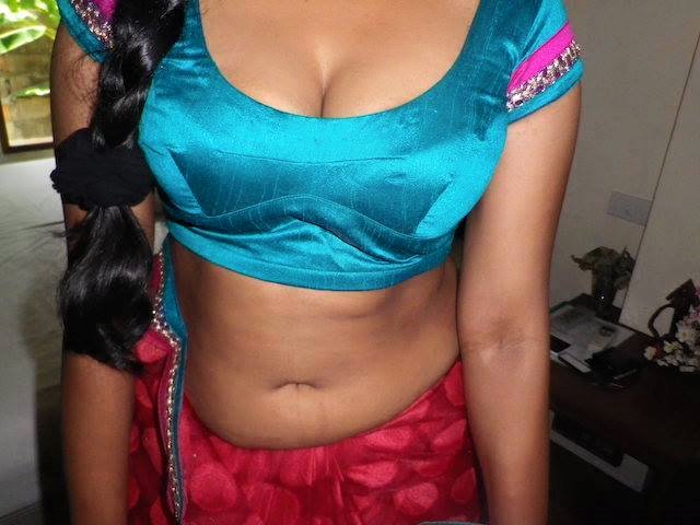 Tamil saree girl nude image