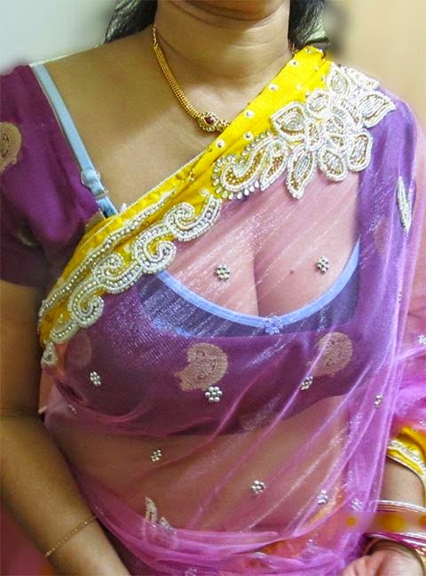 Bhabhi bra visible
